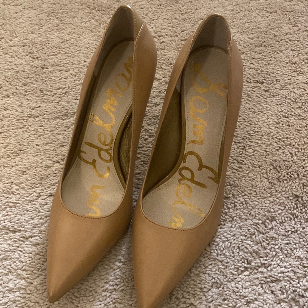 Sam Edelman Classic Nude Pumps/Heels Size 8